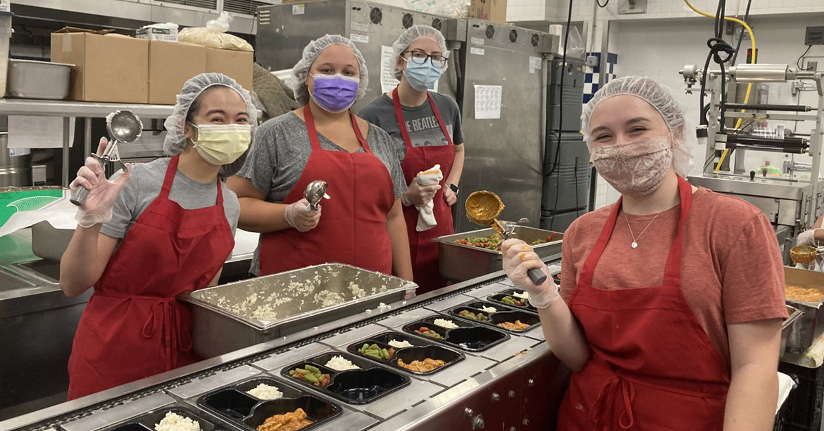 Johns Hopkins Students Pack 2,000 Meals for Meals on